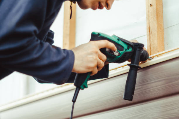 Storm Damage Siding Repair in Pahokee, FL